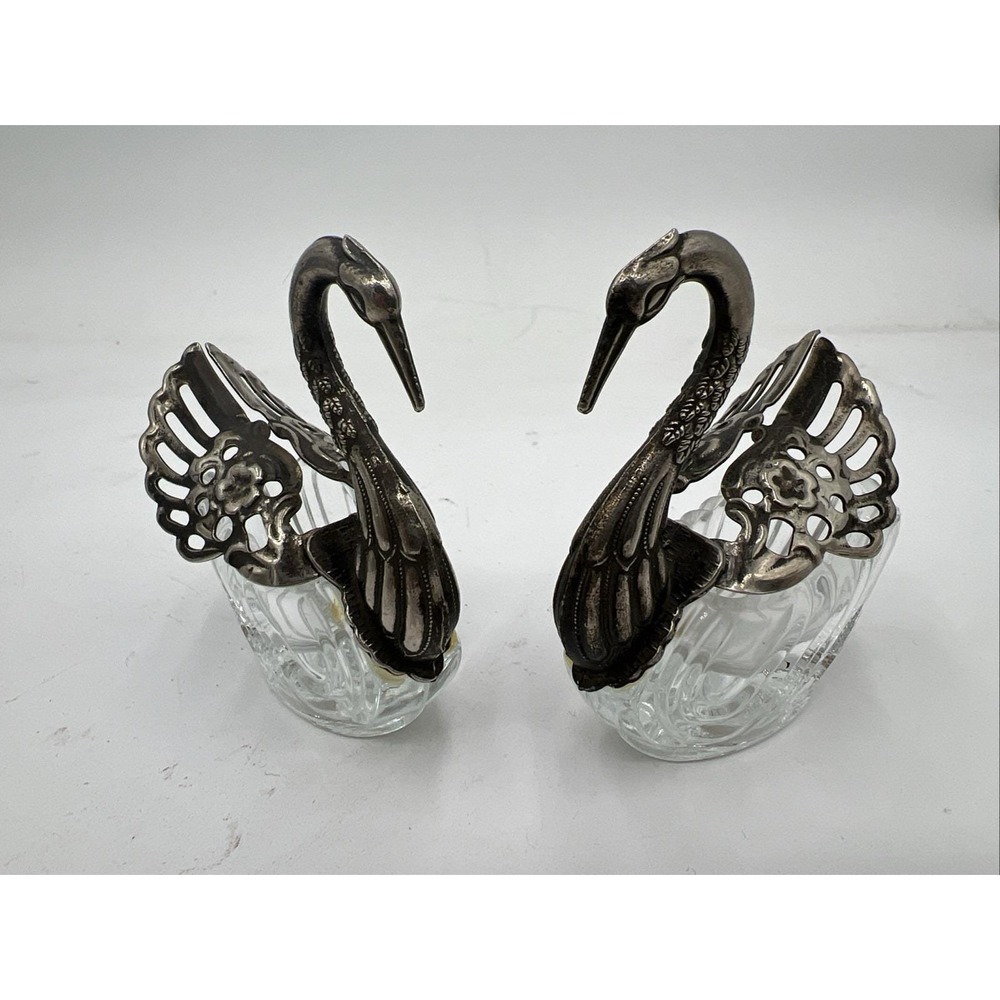 Vintage Swan Salt Cellars, Silver Plated, Articulated Wings, Clear Glass, Pair - Picture 2 of 11